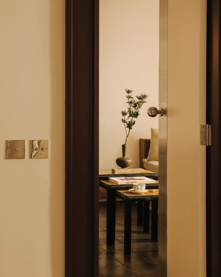 شقة Pied A Terre Tuileries باريس المظهر الخارجي الصورة